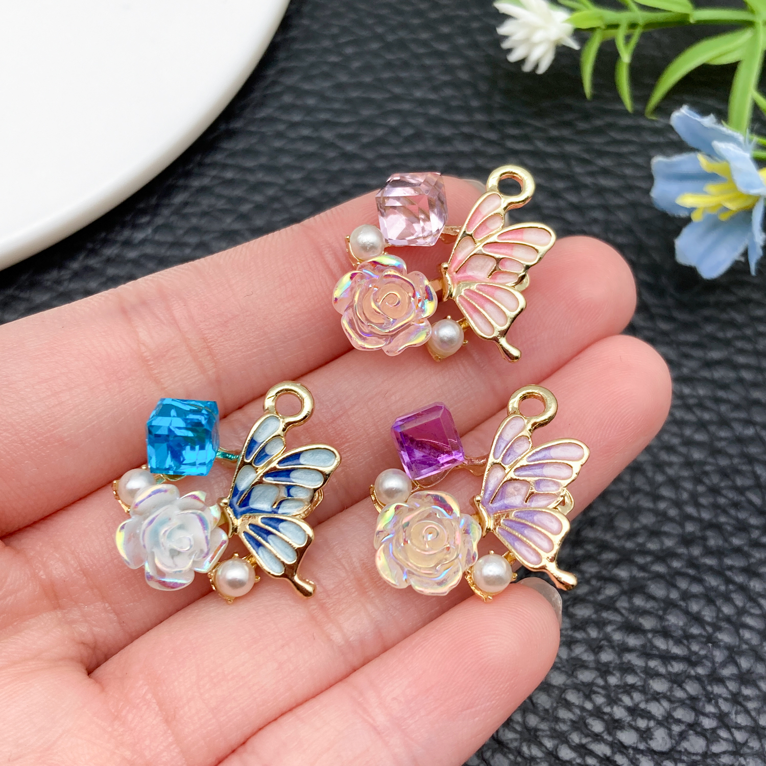 2/6 pcs Small Luxe Style Pearl - Diamond Stud Earrings recension och pris