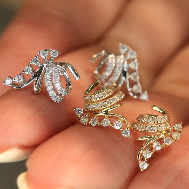 Aazuo 18K White & Yellow lGold - Diamond Stud Earrings recension och pris