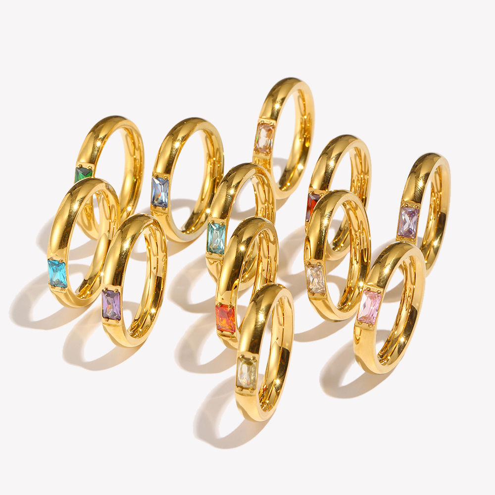 E.B.belle 18K Gold Plated Shin - Birthstone Ring Set recension och pris