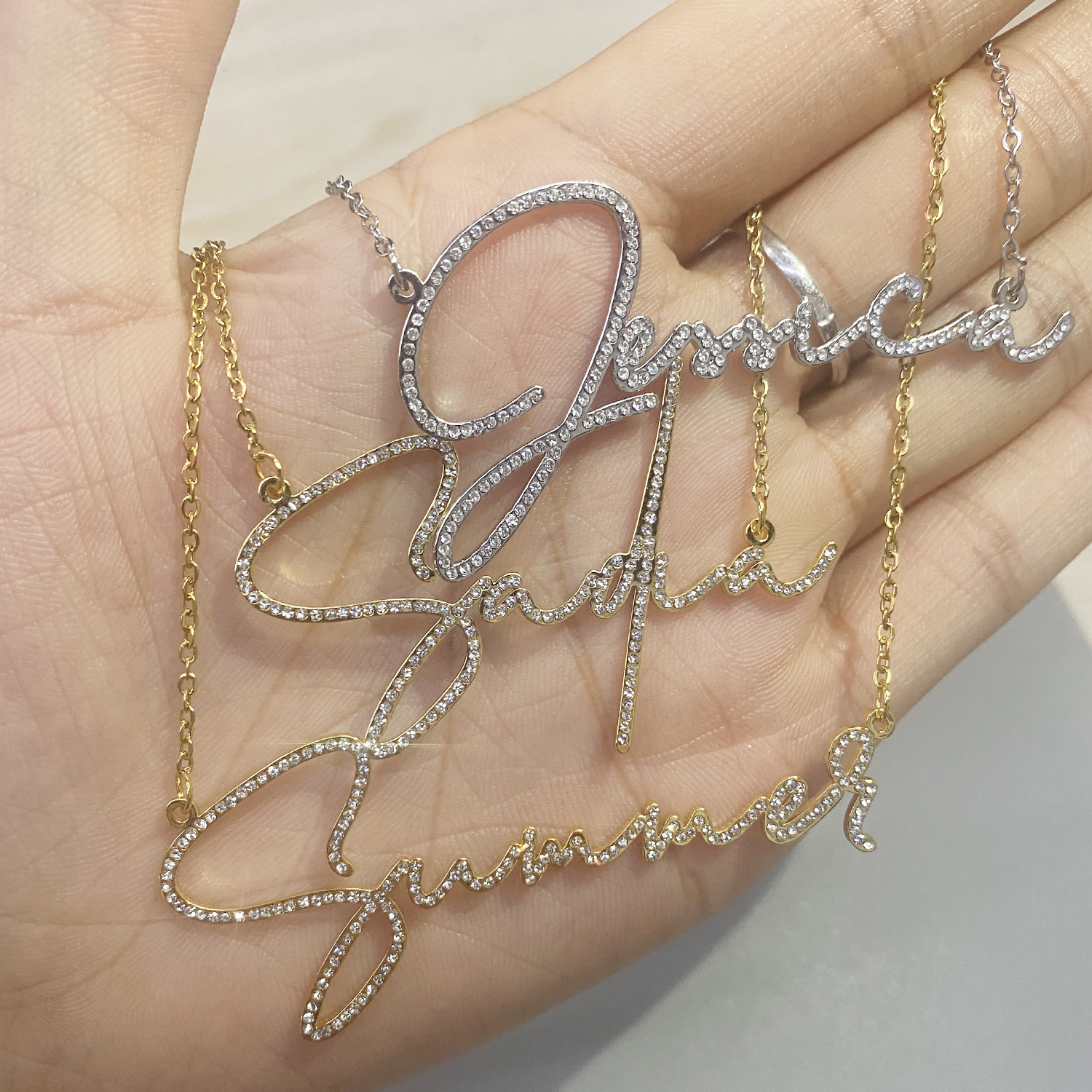 Qitian Custom Diamond Name Nec - Crystal Choker Necklace recension och pris